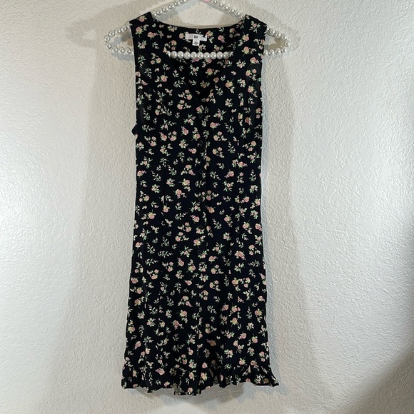 BP Black Grounded Ditsy Floral Everyday Floral Button-Up Romper V-Neck Size S - Picture 2 of 11